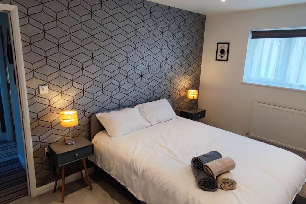 Comfortable 1 Bed Flat With Air Con Borehamwood Exterior foto